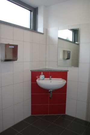 Sporthalle Quakenbrueck Neustadt-WC Vorraum